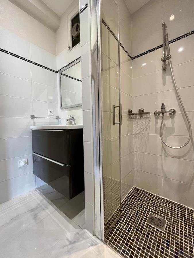 Bright And Elegant Renovated Two Rooms - Near Suquet Cannes Extérieur photo